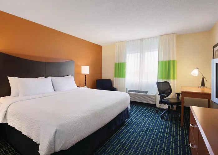 Fairfield & Hotel